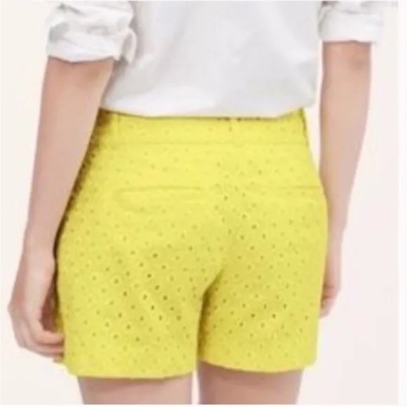 NWT Ann Taylor Loft The Riviera Eyelet Shorts Yellow Size 6 - Picture 2 of 5